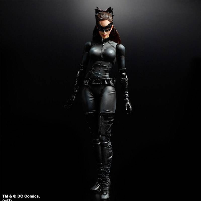 The Dark Knight Trilogy Selina Play Arts Kai Catwoman Figür