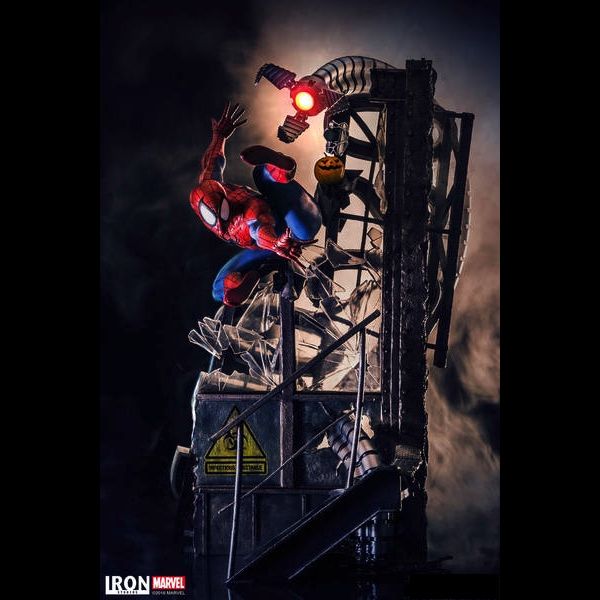 Marvel: Spider-Man Legacy Statue