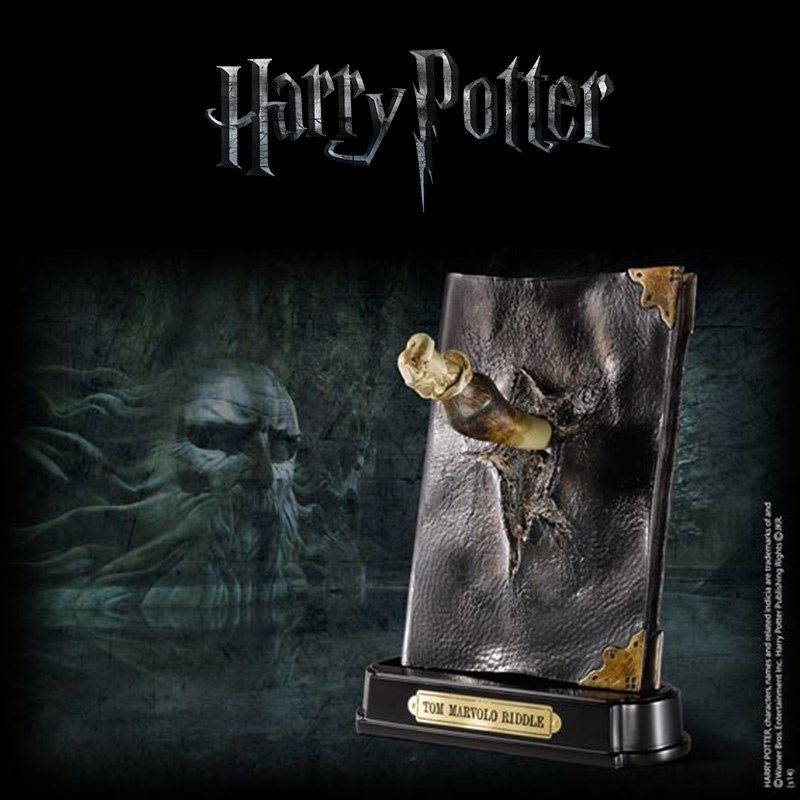 Harry Potter Basilisk Fang and Tom Riddle Diary