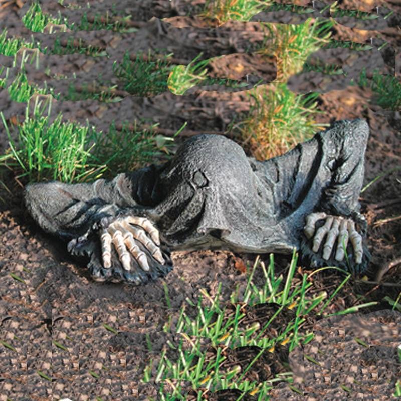 Grim Reaper Statue: Yer altından çıkan Azrail