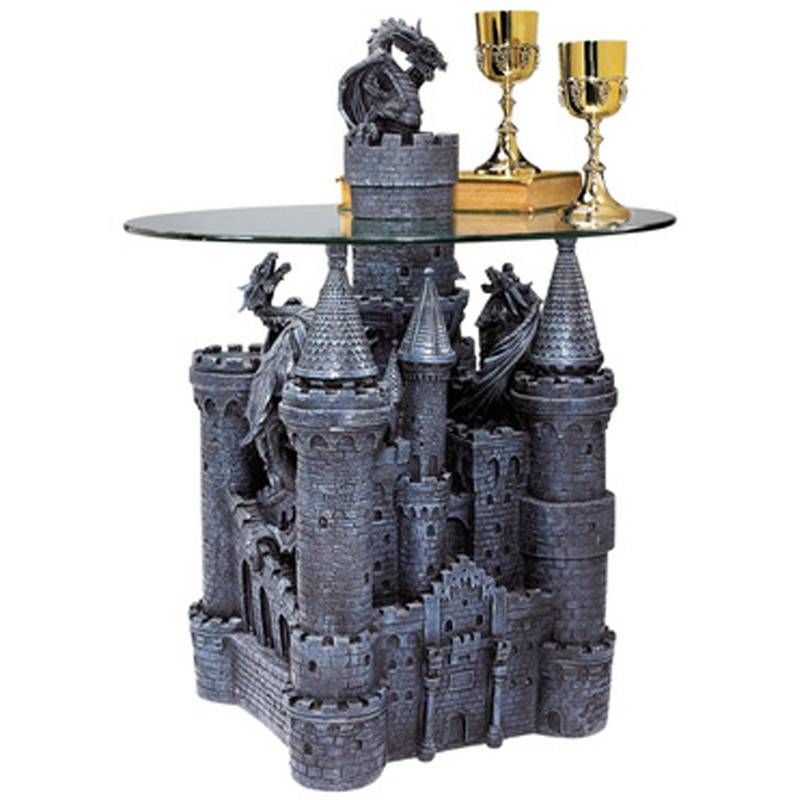 Lord Langtons Castle Sculptural Table: Şatodan Masa