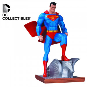 Superman Mini Statue New Edition