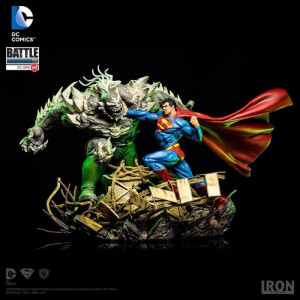  Superman Vs Doomsday Battle Diorama Statue