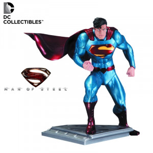 Superman: Man Of Steel Statue By Jim Lee