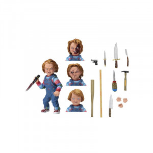  Childs Play: Ultimate Chucky Figure