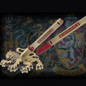 Harry Potter Gryffindor House Pen and Desk Stand