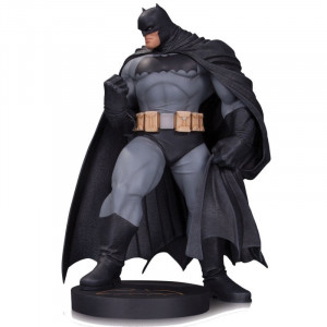  DC Designer Series Batman by Andy Kubert Statue