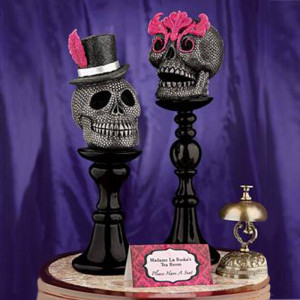  Skull-a-bration Skull Head Statues: Kurukafa Heykeller Mr. Deveraux