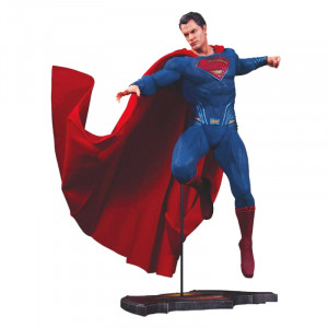 Batman vs. Superman: Dawn of Justice Superman Statue