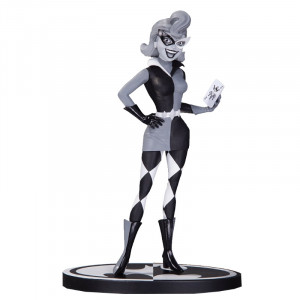  Batman Black & White Harley Quinn Statue by Paul Dini