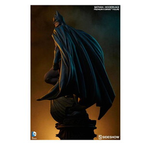  Batman Modern Age Premium Format Figure