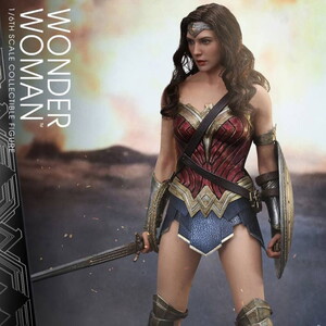 Batman VS Superman: Wonder Woman Sixth Scale Figure Mms359