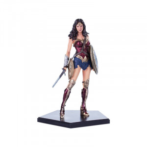 Wonder Woman BvS: Dawn of Justice Art Scale Statue