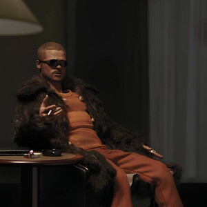 Fight Club 1999 Fur Coat Version Sixth Scale Figure