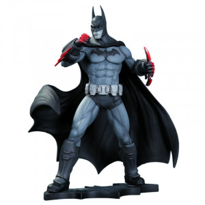  Batman Arkham City Batman Statue