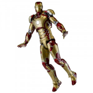 Marvel: Iron Man 3 Iron Man Mark 42 1/4 Scale Figure