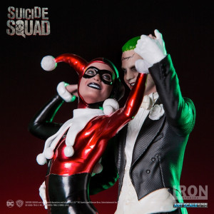  Suicide Squad: Harley Quinn & Joker Art Scale Statue