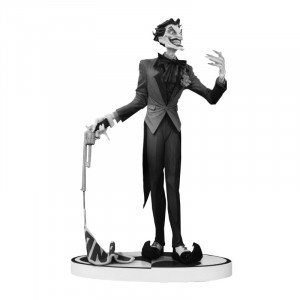 Batman Black & White Statue Joker by Jim Lee