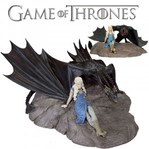  Game of Thrones: Daenerys and Dragon Statuette