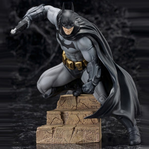  Arkham City: Batman ArtFX+ PVC Statue 1/10