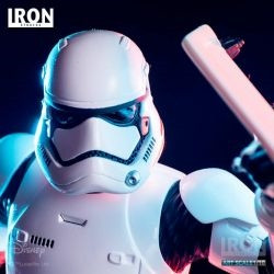 Star Wars Riot Control Stormtrooper Art Scale Statue