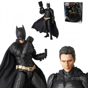  The Dark Knight Rises: Batman Maf-Ex Ver. 2